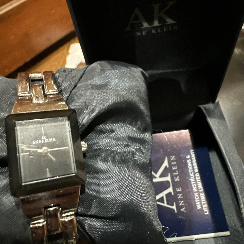 Anne Klein Women's Y121E Silver-Tone Black Watch Leather Strap Small RARE W/ Box